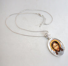 Load image into Gallery viewer, Icon of The Holy Face Silver Plated Mother of Pearl Necklace Jewelry