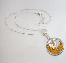 Load image into Gallery viewer, Crucifixion Silver Plated Mother of Pearl Jewelry Necklace
