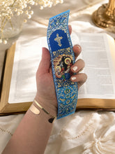 Load image into Gallery viewer, Set of 4 Nativity of Christ Tapestry Bookmarks – Textile Art, 9 1/8" x 2", Individually Wrapped – Great for Gifting
